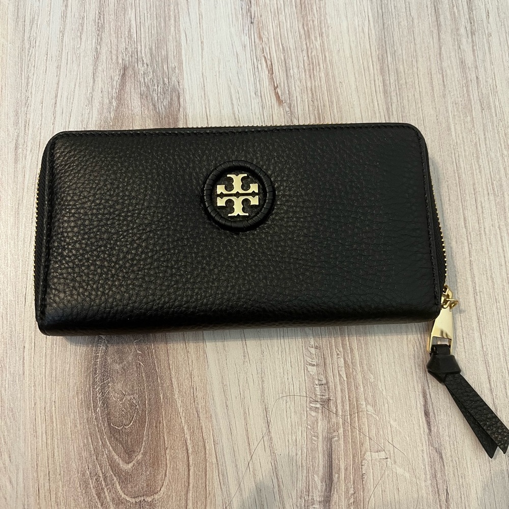 Tory Burch Wallet